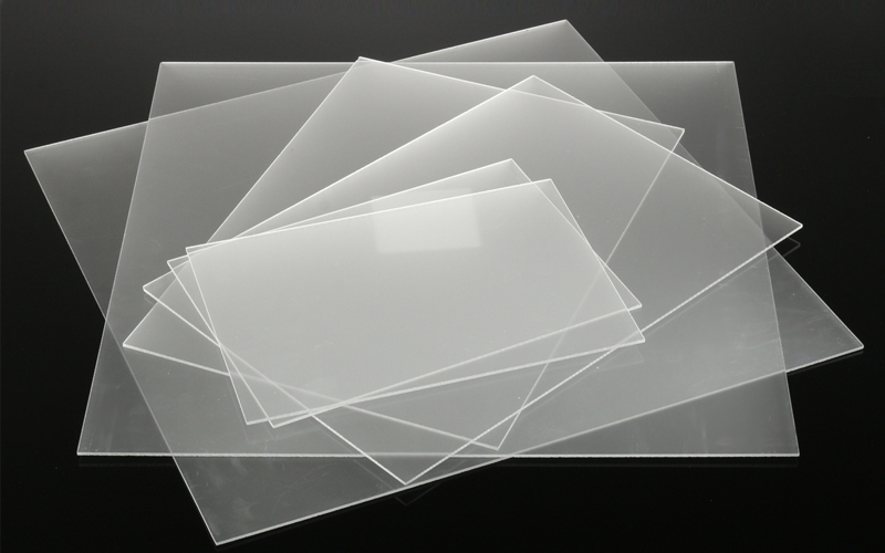 What are the reasons why pmma sheets are widely used in the lighting industry?